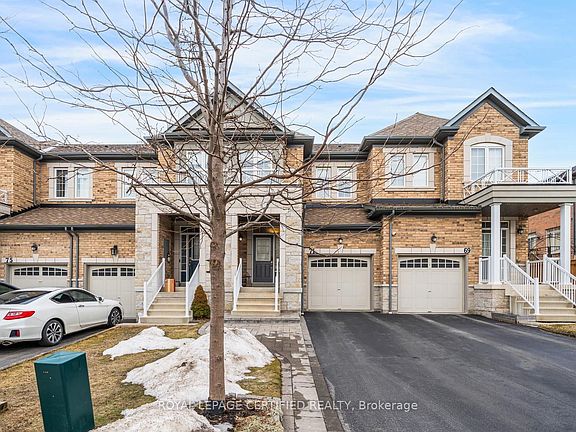 2nd image of 71 Rimrock Cres