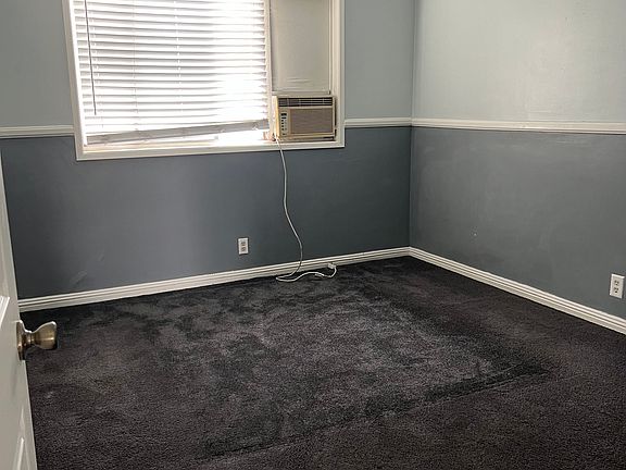 3rd image of 1638 W Sallie Ln