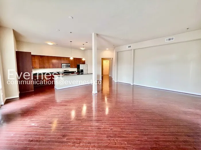 2 bed, 2.5 bath, 1500 sqft, $2,445 — Photo 3