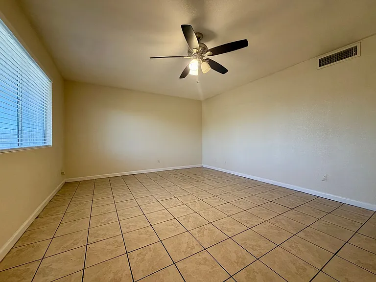 1859 E Broadway Rd — Photo 24