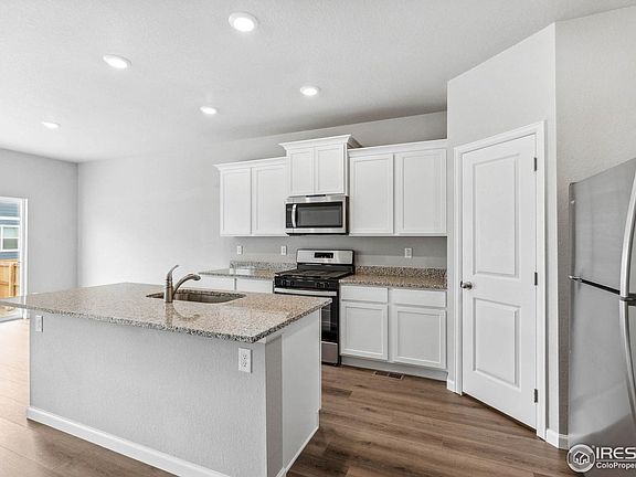 2nd image of 967 Cascade Falls St