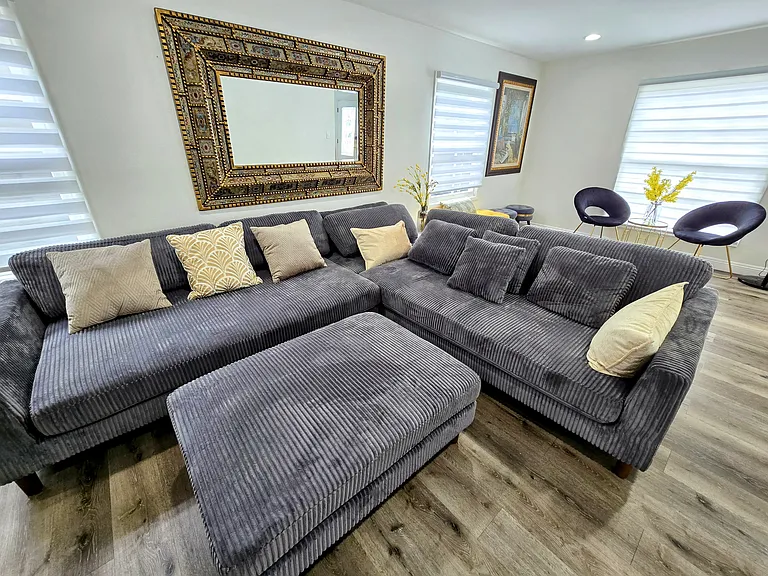 2548 E Wilson Ave — Photo 95