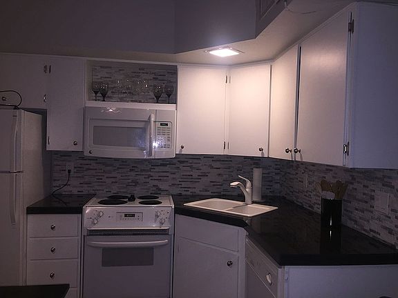 4th image of 1053 S Calle De Las Casitas