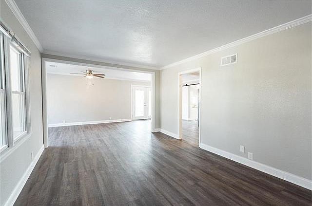 1st image of 1401 NE 56th Ter
