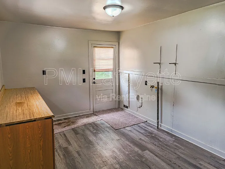 709 N Union St — Photo 11