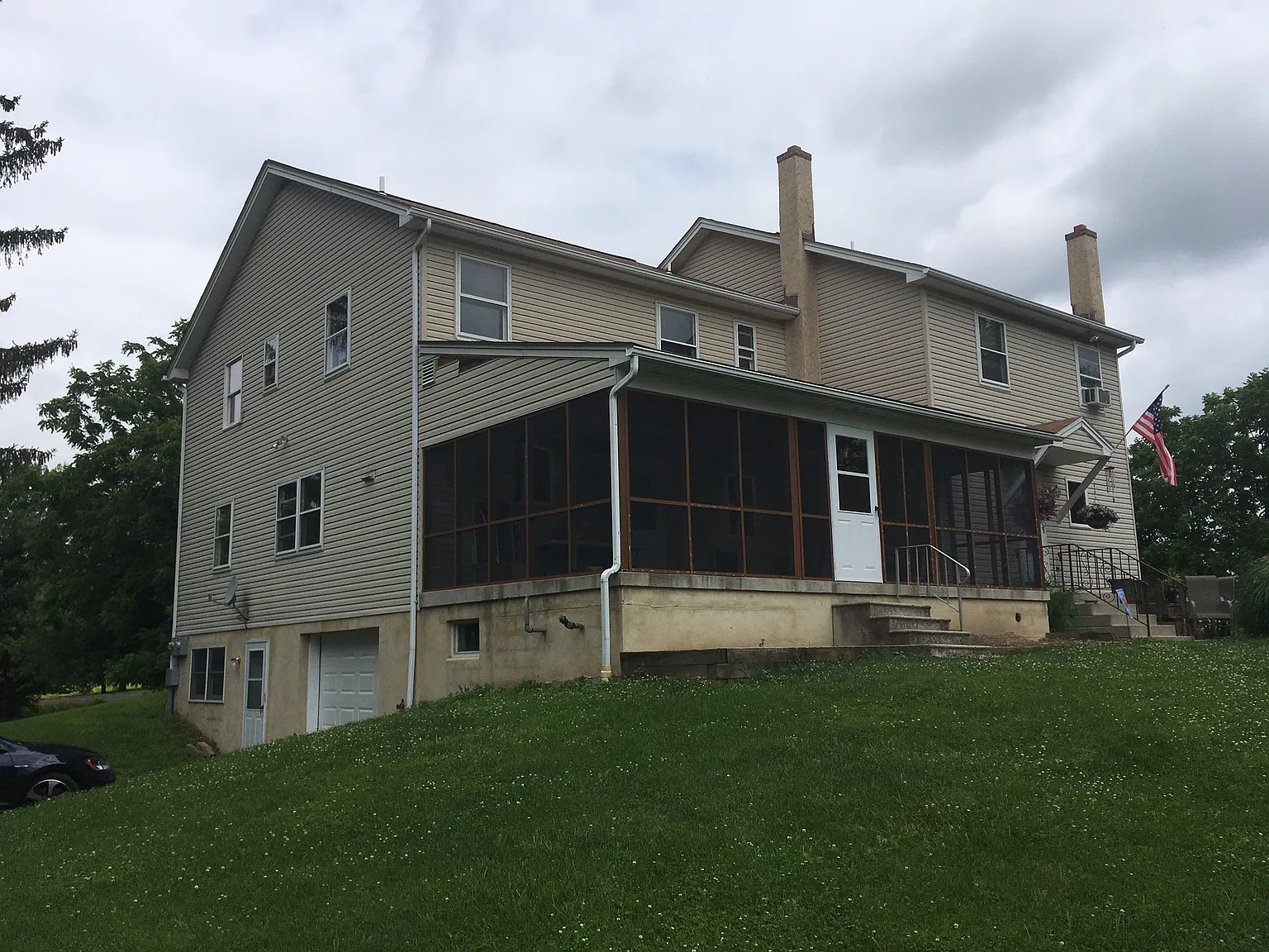 10 Brownstone Rd photo 1
