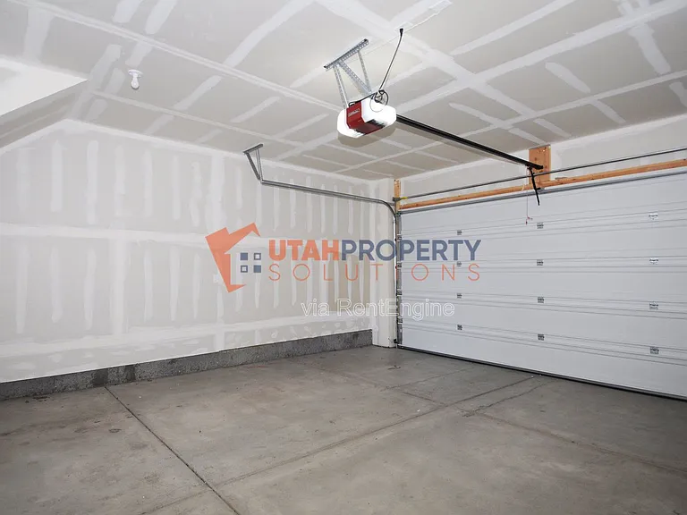 11219 S Clear Blue Dr — Photo 29