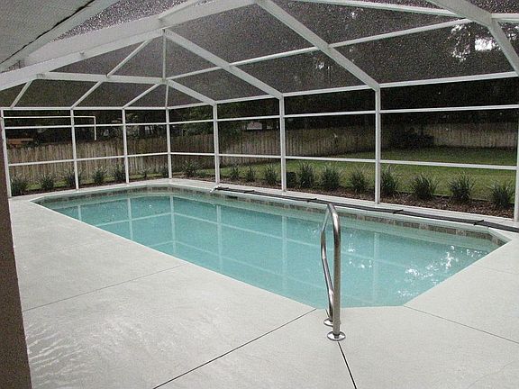 13'x32'Salt Water/Self Clean