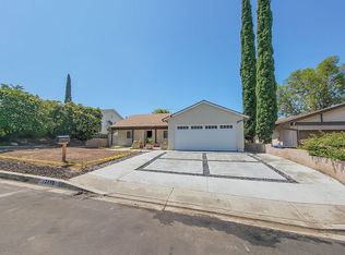 13440 Aldergrove St, Sylmar, CA 91342