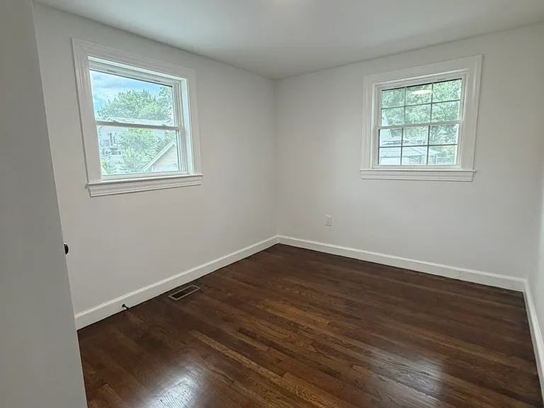 115 Bunker Hill Ln #1 — Photo 20