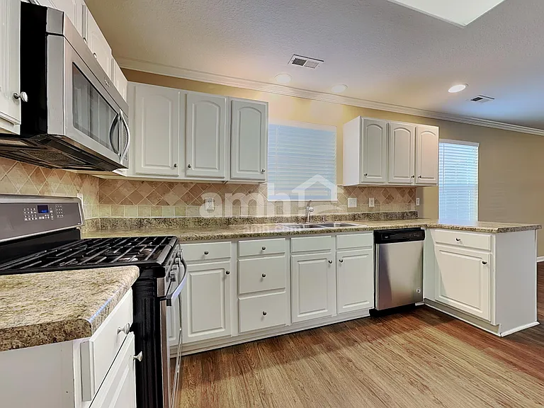 1105 Avocet Ln — Photo 4