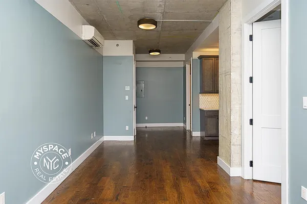 Rented by MySpaceNYC | media 88