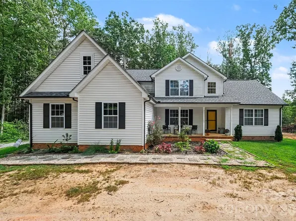6705 Long Island Rd, Catawba, NC 28609
