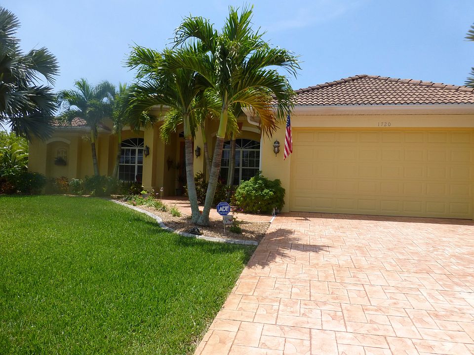1st image of 1720 SW 52nd St