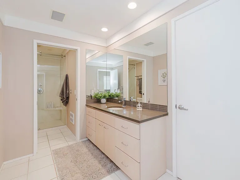 5834 Packard Ln NE — Photo 28