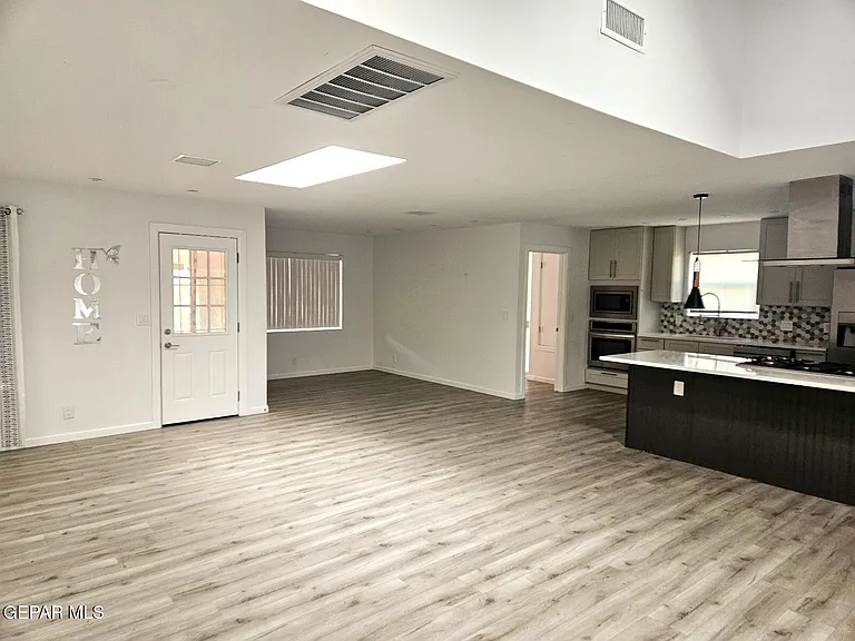 10000 Honolulu Dr — Photo 4