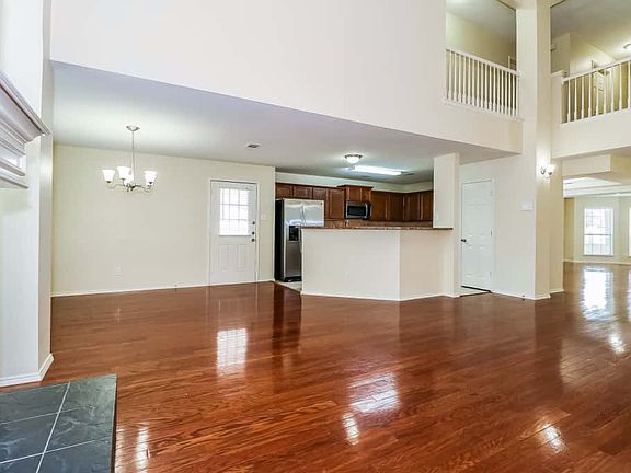 3rd image of 7309 Mira Vista Dr