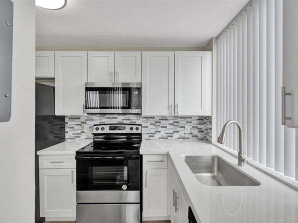 4222 Inverrary Blvd APT 4810