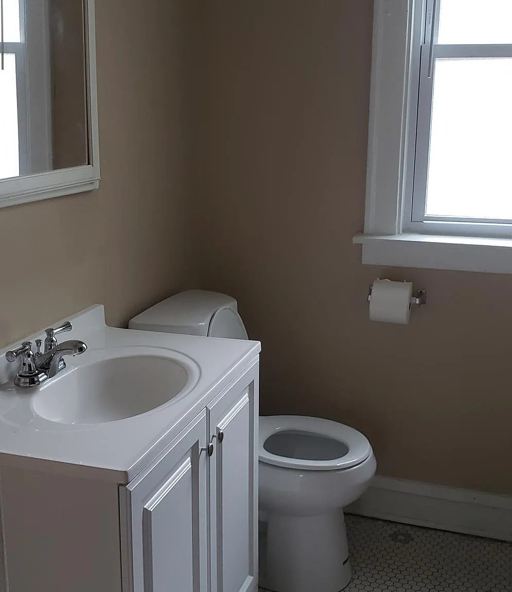 2 bed, 1100 sqft, $1,550 — Photo 3