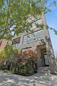 456 N Carpenter St APT 2, Chicago, IL, 60642