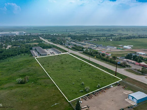 89th Ave NW, New Town, ND 58763