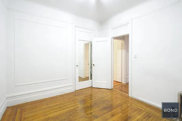 Rented by Bond New York | media 17