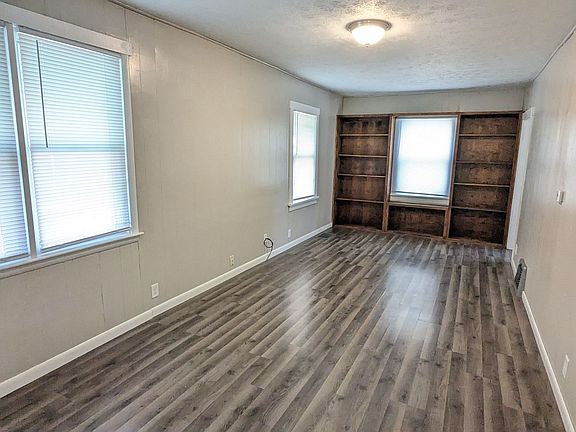 4th image of 3414 Avenue F