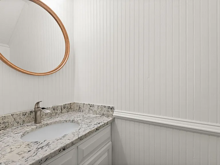 5018 Marigold Way — Photo 8