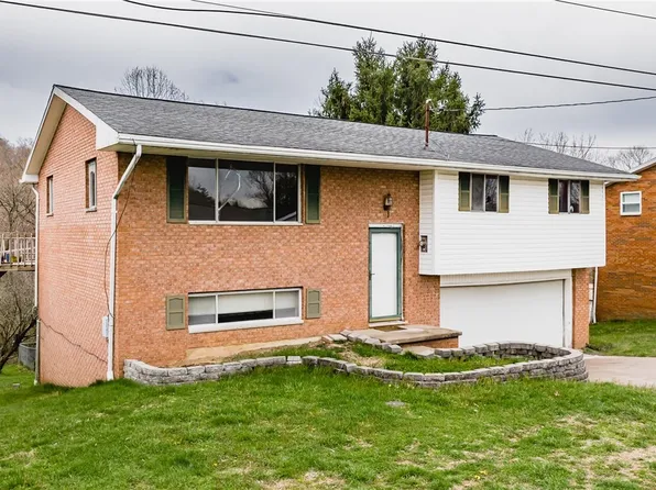 254 E Lubeck Hills Dr, Washington, WV 26181