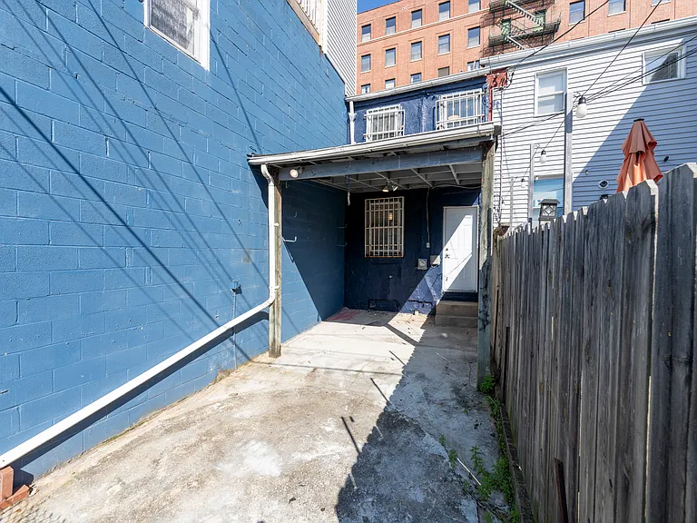 1129 Wicomico St — Photo 33