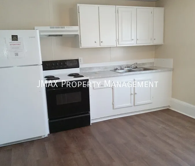 1117 Rugby Blvd NW #B-U — Photo 4