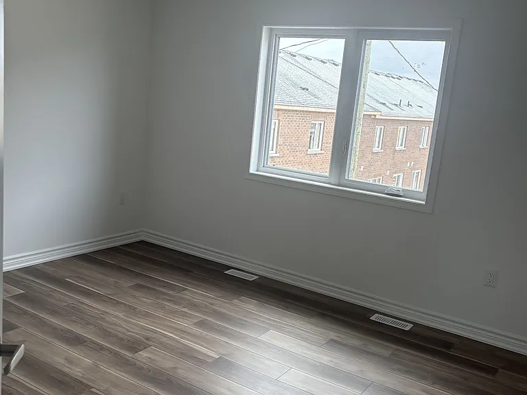 228 Greer St — Photo 6