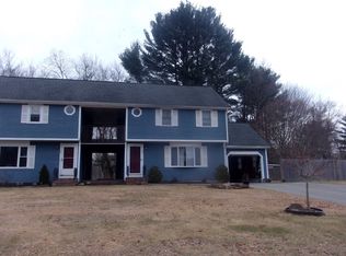 26 Yoke Rd #E1, Bridgewater, MA 02324