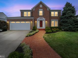 18 Robin Lynne Ct, Perry Hall, MD 21128