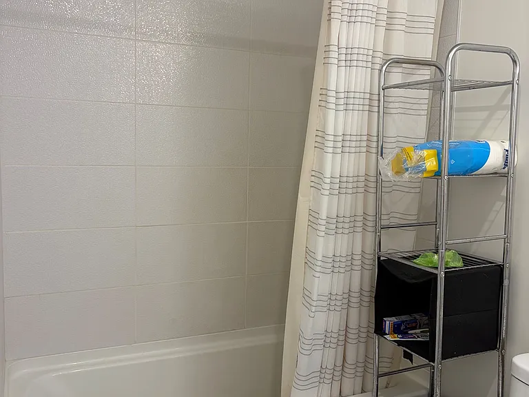 1808 Saint Clair Ave W #910 — Photo 11
