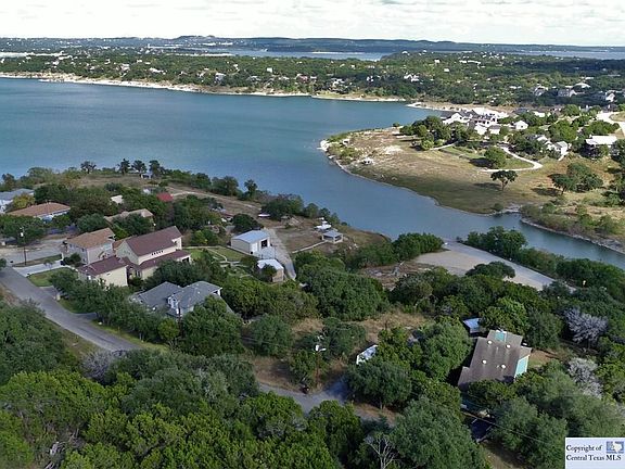2nd image of W Lakeside Dr