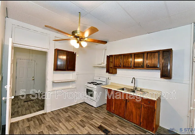 612 E Nevada Ave — Photo 15