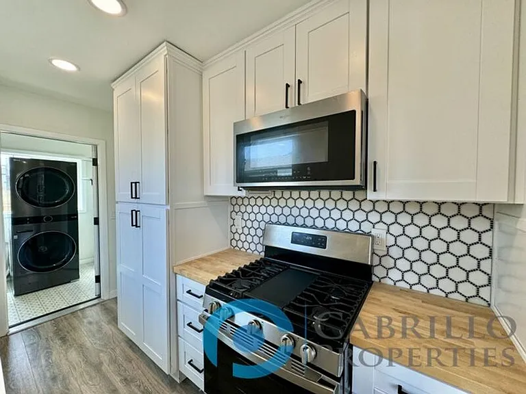 3724 Nile St — Photo 8
