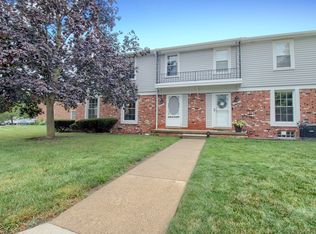 28306 Greenbriar Way, Trenton, MI 48183