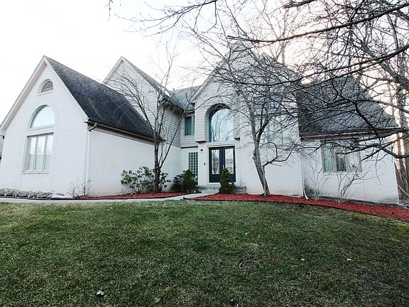 2nd image of 5720 Swan Lake Ct