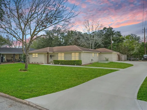 11102 Cliffwood Drive, Houston, TX 77035