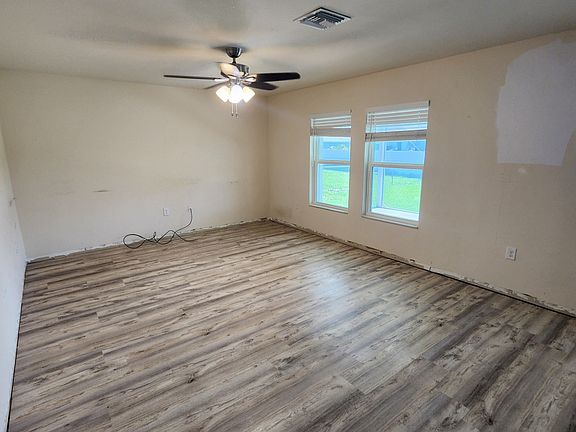 3rd image of 2109 NW 2nd Ave