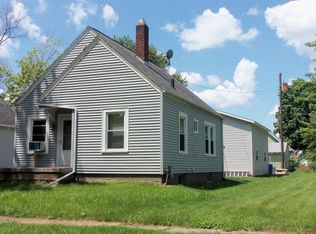 1621 S 12th St, Burlington, IA 52601