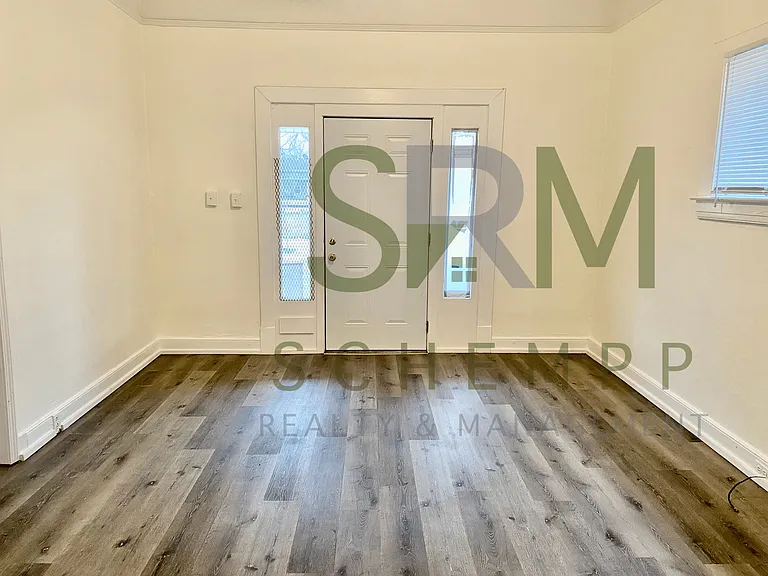 3215 Virginia Ave — Photo 2