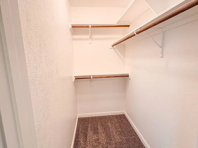 1218 Amber Dawn Dr — Photo 15