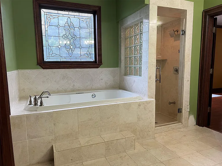 6983 Oakwood Park — Photo 15