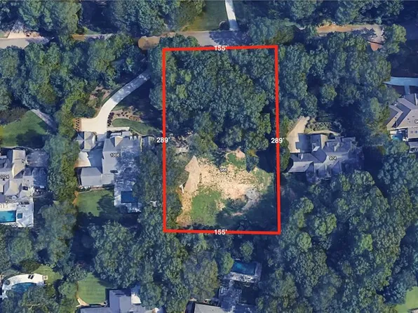 988 Somerset Dr NW, Atlanta, GA 30327