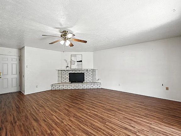 5th image of 7101 Christie Ln