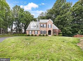 3935 Spirea Ct, Woodbridge, VA 22193