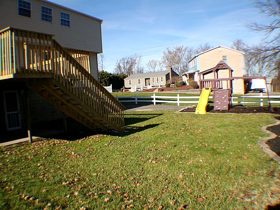 2nd image of 1080 McAllister Dr